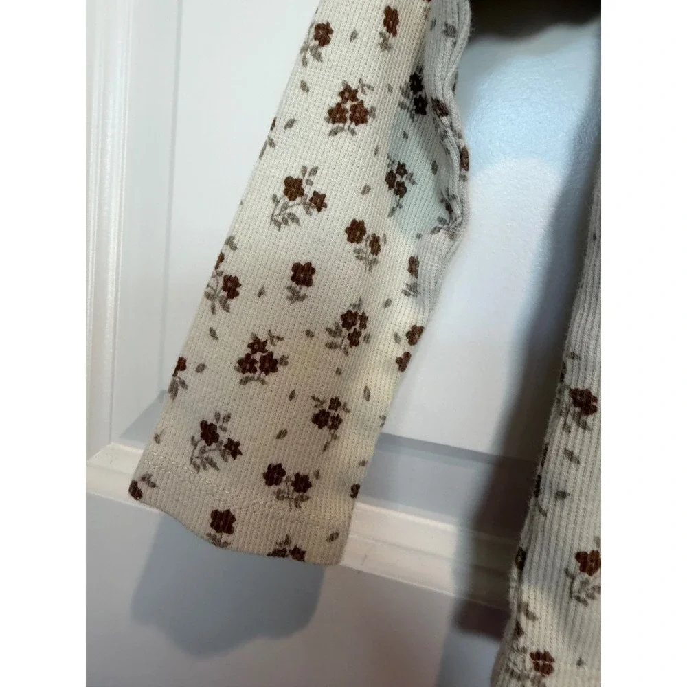 11.Quincy Mae 12-18M Floral Ribbed Long Sleeve Lap Neck Top Cream Brown Organic